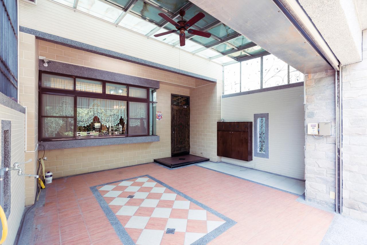 Chung Fu Inn Tongping Tainan Exterior photo